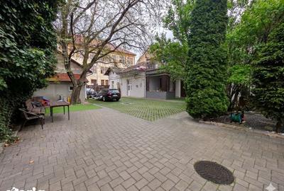 Apartament cu 3 camere, mobilat în Central - 10