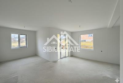 Casă individuală cu 4 camere cu Canalizare în Est - 3