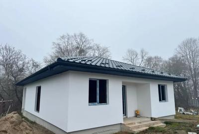 Casă cu 3 camere cu Teren 450 Mp în Satu Nou de Jos - 12