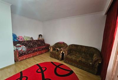 De vânzare apartament 3 camere, Prudu - Complex 2 - 9