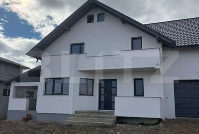 Casă cu 4 camere cu Teren 400 Mp în Ipotești - 13