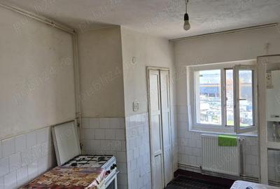 Apartament cu 2 camere decomandat în Central - 3