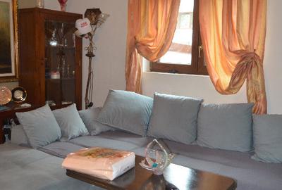 Casă cu 3 camere cu Teren 250 Mp în Central - 13