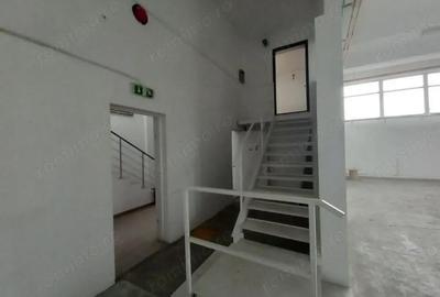 Spațiu comercial, de 2,050 mp, în Mihai Bravu - 3