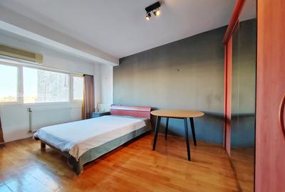 Apartament cu 3 camere decomandat, mobilat în Universitate - 9
