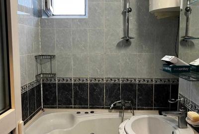 Calea Vitan, Auchan - 1