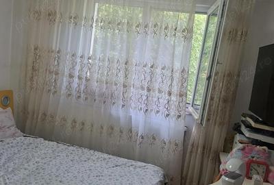 Apartament cu 3 camere decomandat în Progresul - 1