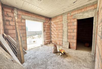 Duplex cu 4 camere cu Canalizare în Giroc - 2