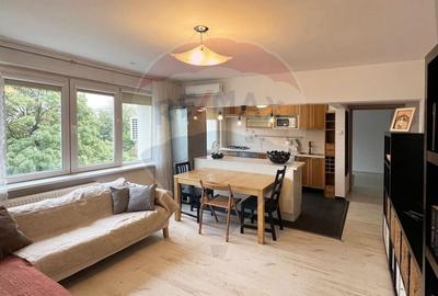 Vanzare apartament spatios,  3 camere - Metrou 1Mai - 1
