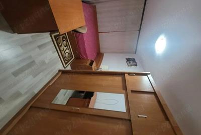 Apartament cu 3 camere semidecomandat în Inel II - 2
