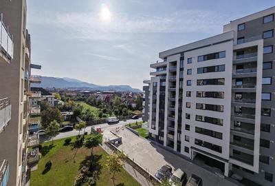 Apartament cu 2 camere decomandat, mobilat în Tractorul - 1