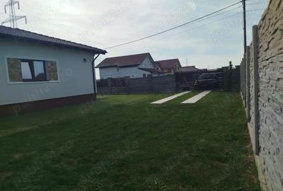 Casă cu 4 camere cu Teren 450 Mp în Moșnița Nouă - 10