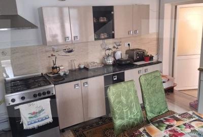 Casă cu 4 camere cu Teren 350 Mp în Central - 2