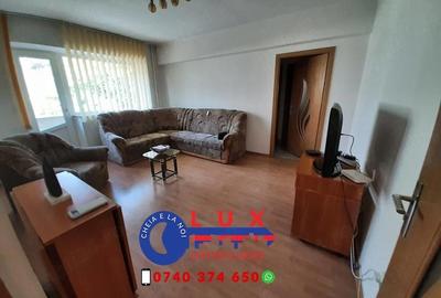 Apartament cu 3 camere semidecomandat în Ultracentral