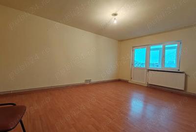 Apartament cu 3 camere decomandat în Găvana - 1