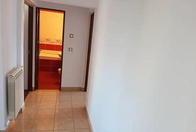 Apartament doua camere spatios zona centrala - 1