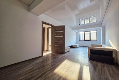 Apartament cu 3 camere semidecomandat în P-ța Ovidiu - 4