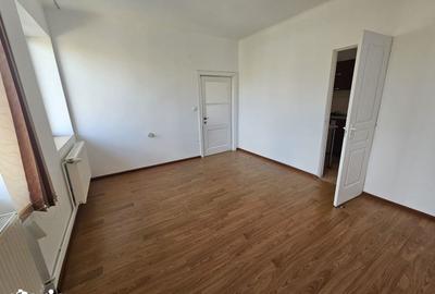 Apartament cu 2 camere decomandat în Centrul Civic - 8