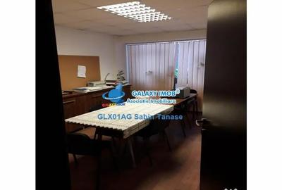 Spațiu comercial, de 145 mp, în Central - 3