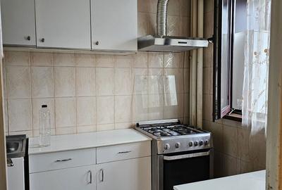 Apartament cu 2 camere semidecomandat în 1 Mai - 1