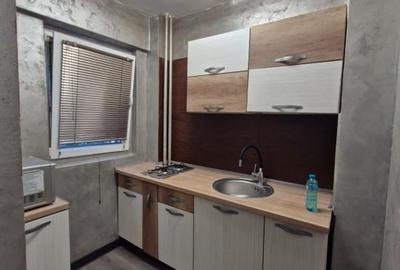 Garsonieră decomandată, mobilată în Titan - 3