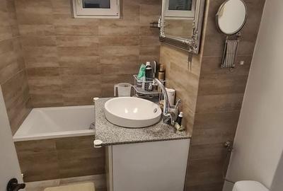 Apartament cu 2 camere decomandat în Central - 3