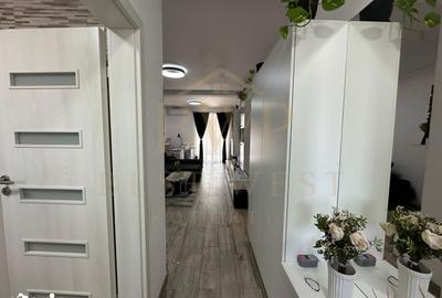 Casă cu 3 camere cu Canalizare în Moșnița Nouă