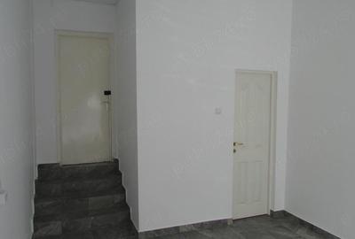 Spațiu comercial, de 37 mp, în Horea - 1