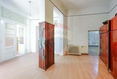 Apartament cu 4 camere semidecomandat în Central - 7