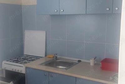 Garsonieră semidecomandată în Titan