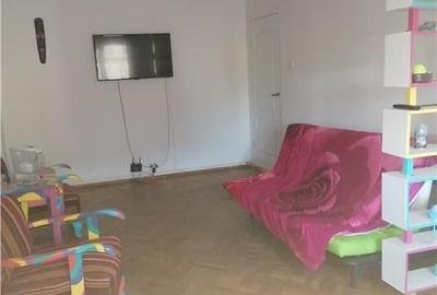 Apartament cu 3 camere semidecomandat în Central - 3