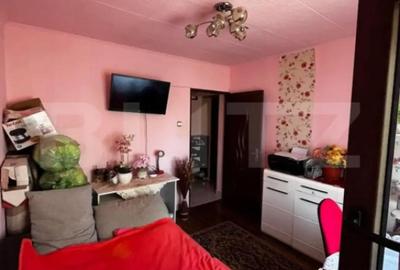 Apartament cu 3 camere semidecomandat în Micro 16 - 16