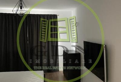 Duplex cu 10 camere cu Canalizare în Preajba - 8