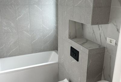 Apartament cu 3 camere semidecomandat, mobilat în Km 5 - 8