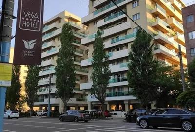 Apartament cu 2 camere, mobilat în Central