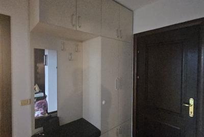 Apartament cu 3 camere decomandat în Central - 8