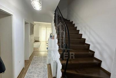 Casă cu 4 camere în Central - 10