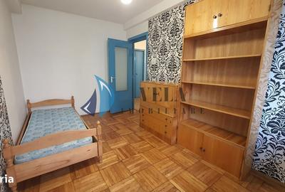 Apartament cu 4 camere decomandat în 7 Noiembrie - 1