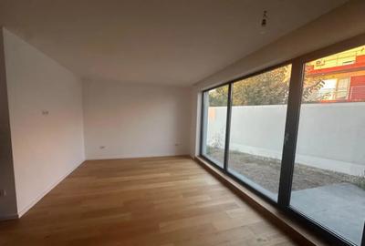 Casă cu 4 camere cu Teren 316 Mp în Central - 8