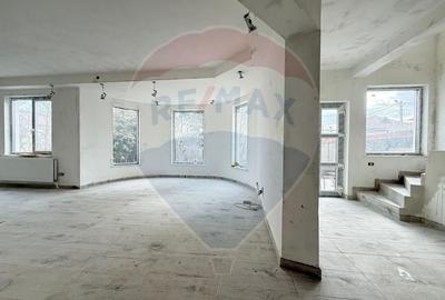 Casă individuală cu 6 camere cu Teren 300 Mp în Sud - 13