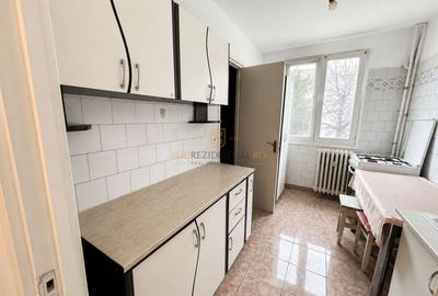 Apartament cu 3 camere decomandat, mobilat în Alexandru Obregia - 7