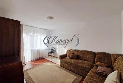 Casa moderna cu mansarda si curte comuna in zona Campului - 4