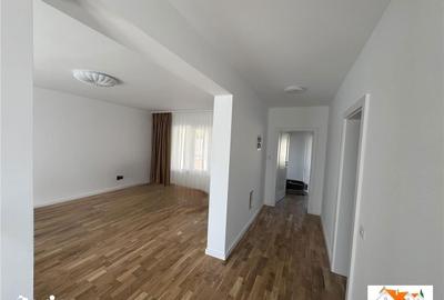 Casă cu 4 camere cu Teren 476 Mp în Cetate - 8