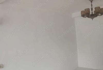 Casă cu 4 camere în 13 Septembrie