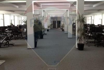 Spatiu de birouri de 4,000mp de vanzare in zona Industriilor - 9