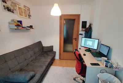 Apartament cu 3 camere semidecomandat în Exterior Vest - 1