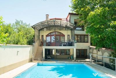 Casă cu 7 camere cu Piscina în Ciofliceni - 18