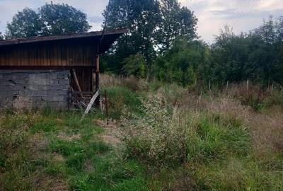 Teren cu Casa Sambata de Sus 3000m intravlian, conectat utilitati - 6