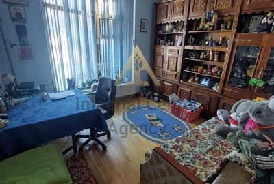 Casă cu Canalizare în Central - 1