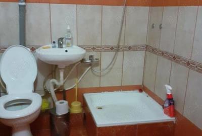 NAVODARI | ZONA PENNY |  2 BAI | COMPARTIMENTAT IN 2 GARSONIERE | COMISION 0 - 4